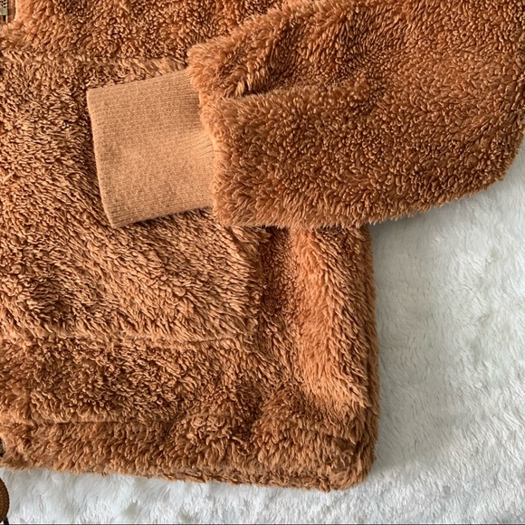 F21 | Oversized Teddy Bear Pullover Brown Hoodie - Picture 5 of 7